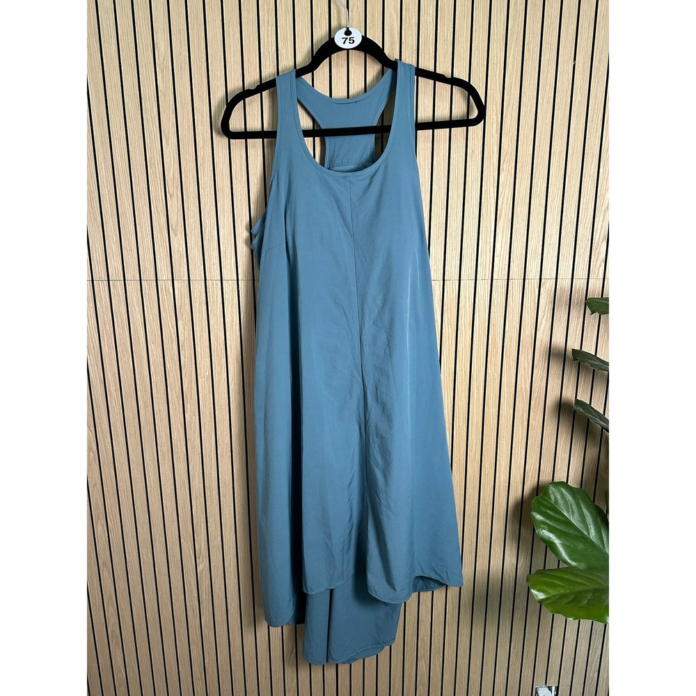 075 Halara Everyday Activity Dress Blue Racerback Athletic Mini Dress (M, EUC)